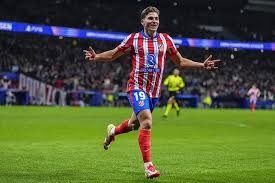 2016 赛季：小熊队夺冠游行吸引了约 500 万人，成为全球历史上规模最大的集会之一