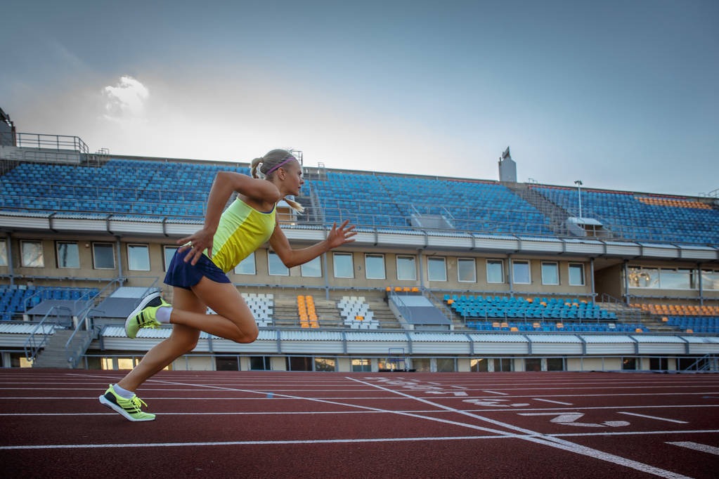 [台球]拒绝逆转 吴宜泽闯过首轮关